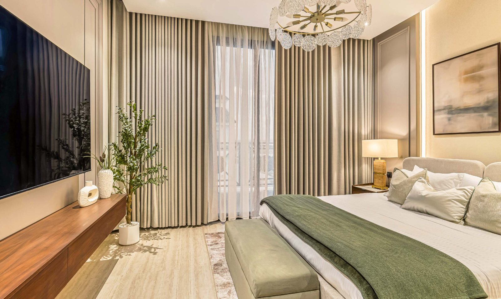 Principal bedroom suite
